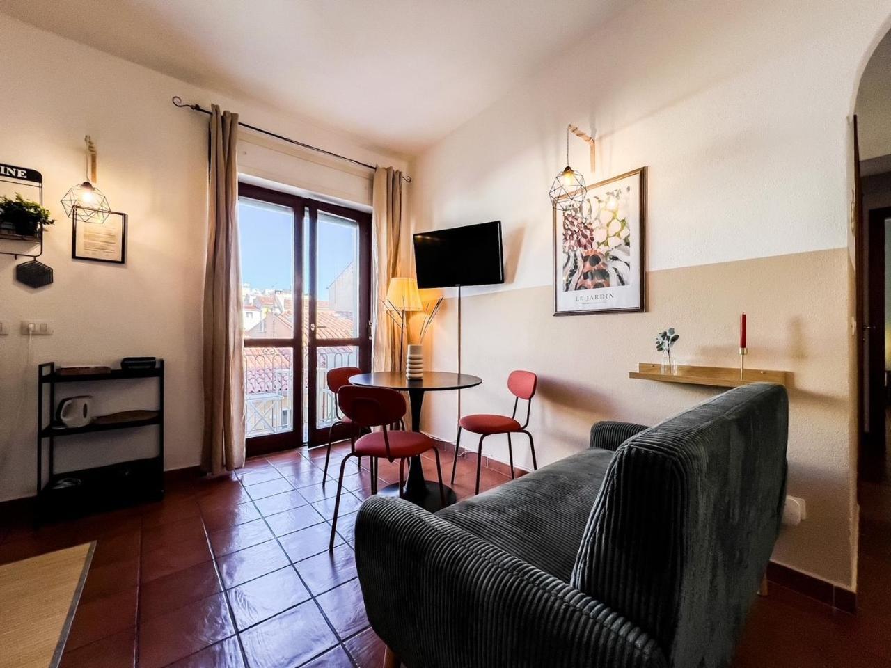 Monte Nero 9A Apartment Olbia Bagian luar foto