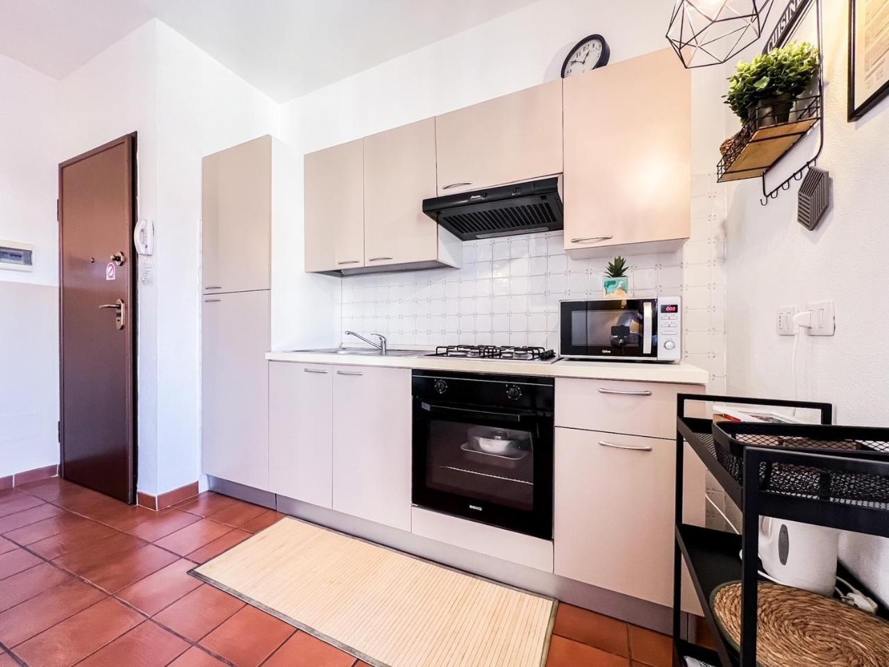 Monte Nero 9A Apartment Olbia Bagian luar foto